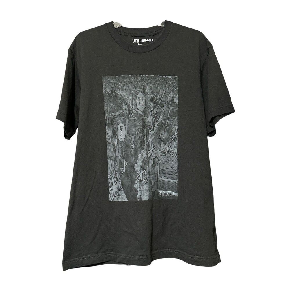 Uniqlo UT Attack on Titan T Shirt Black Size Large Anime Manga Graphic Tee